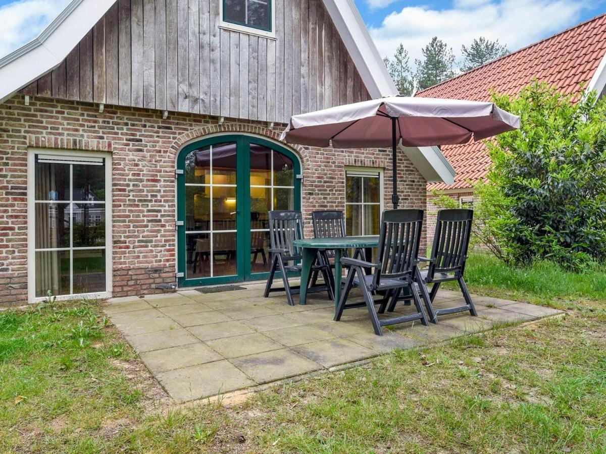 Landal Landgoed De Hellendoornse Berg Hotel Haarle Buitenkant foto