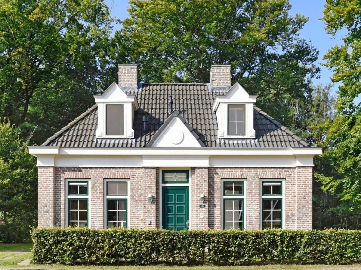 Landal Landgoed De Hellendoornse Berg Hotel Haarle Buitenkant foto